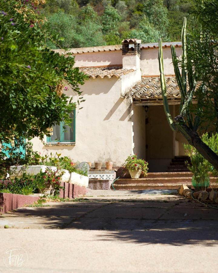 Corte Boero Bed&Breakfast Capoterra Bagian luar foto