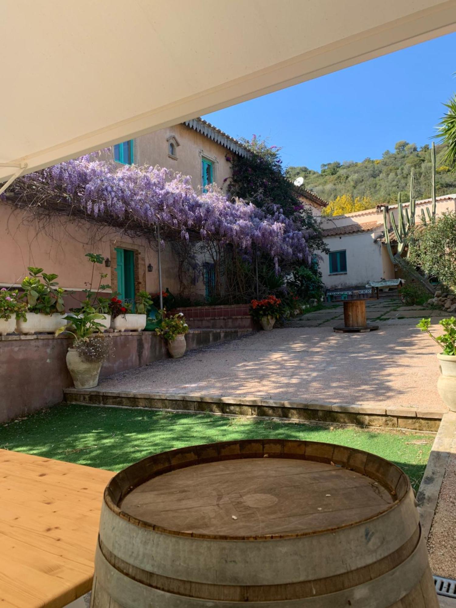 Corte Boero Bed&Breakfast Capoterra Bagian luar foto